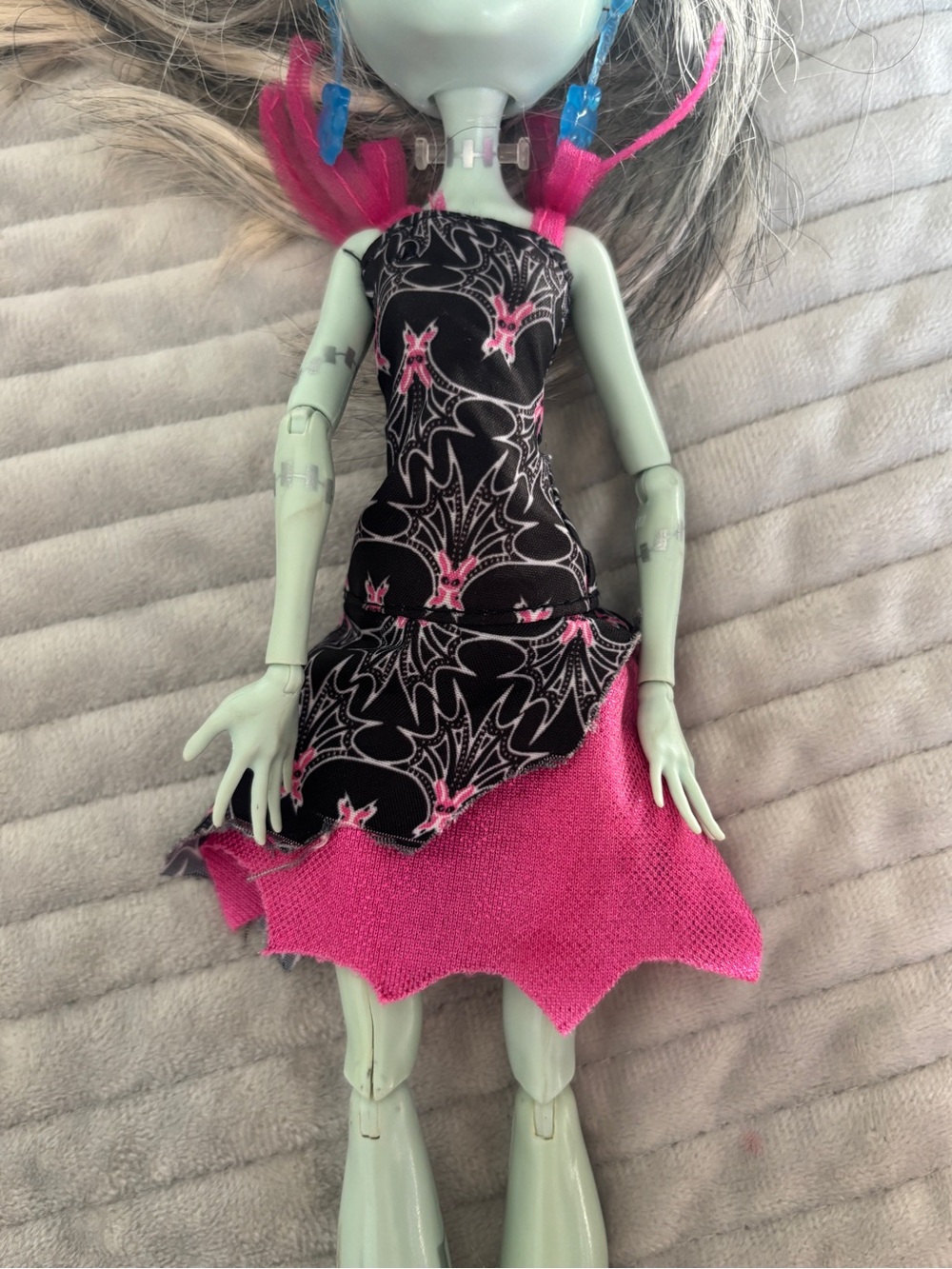 Monster High Frights, Camera, Action! Black Carpet Draculaura dress
